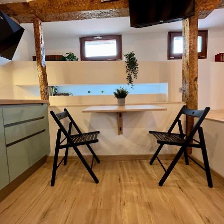 Atuaire Home Loft Con Encanto En El Corazon De Burgos Dauda Eksteriør bilde